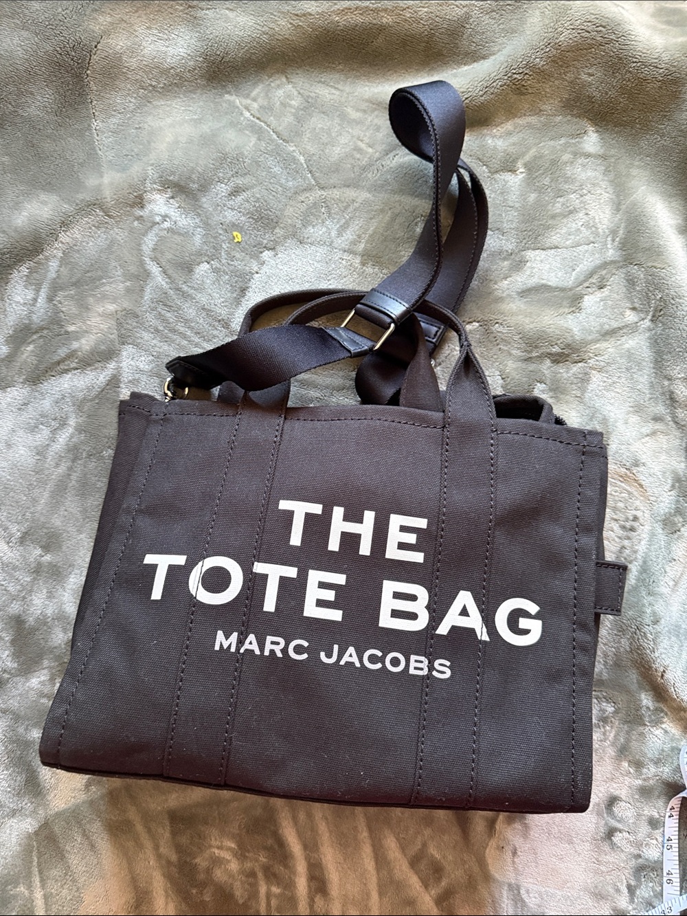 Marc Jacobs Black The Tote Bag Canvas Tote with Logo - Picture 14 of 14